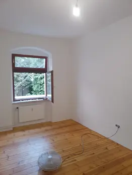 Ukázka hladkých stěn po dokončení štukování